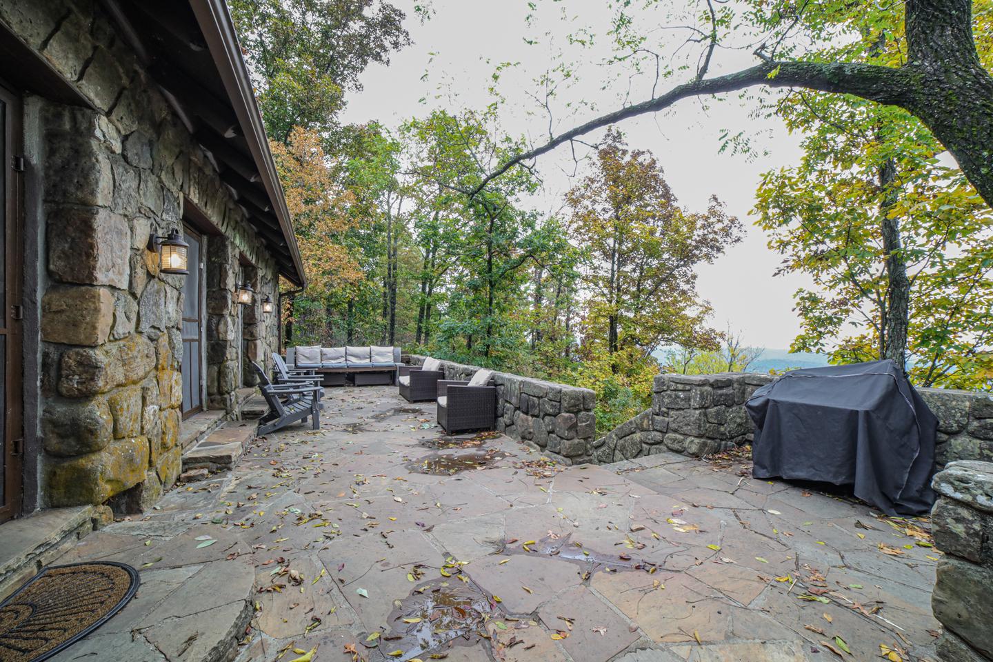 White Rock Mountain, Lodge Patio SeatingLodge Patio Seating, bench, BBQ Grill, 8 chairs, solo stove (firepit).