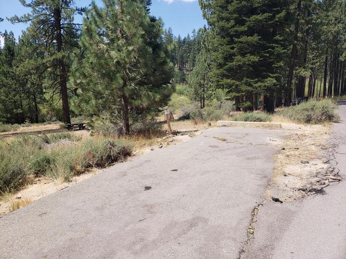Driveway in good condition suitable for most vehicles.Boulder Creek Site 47 Driveway