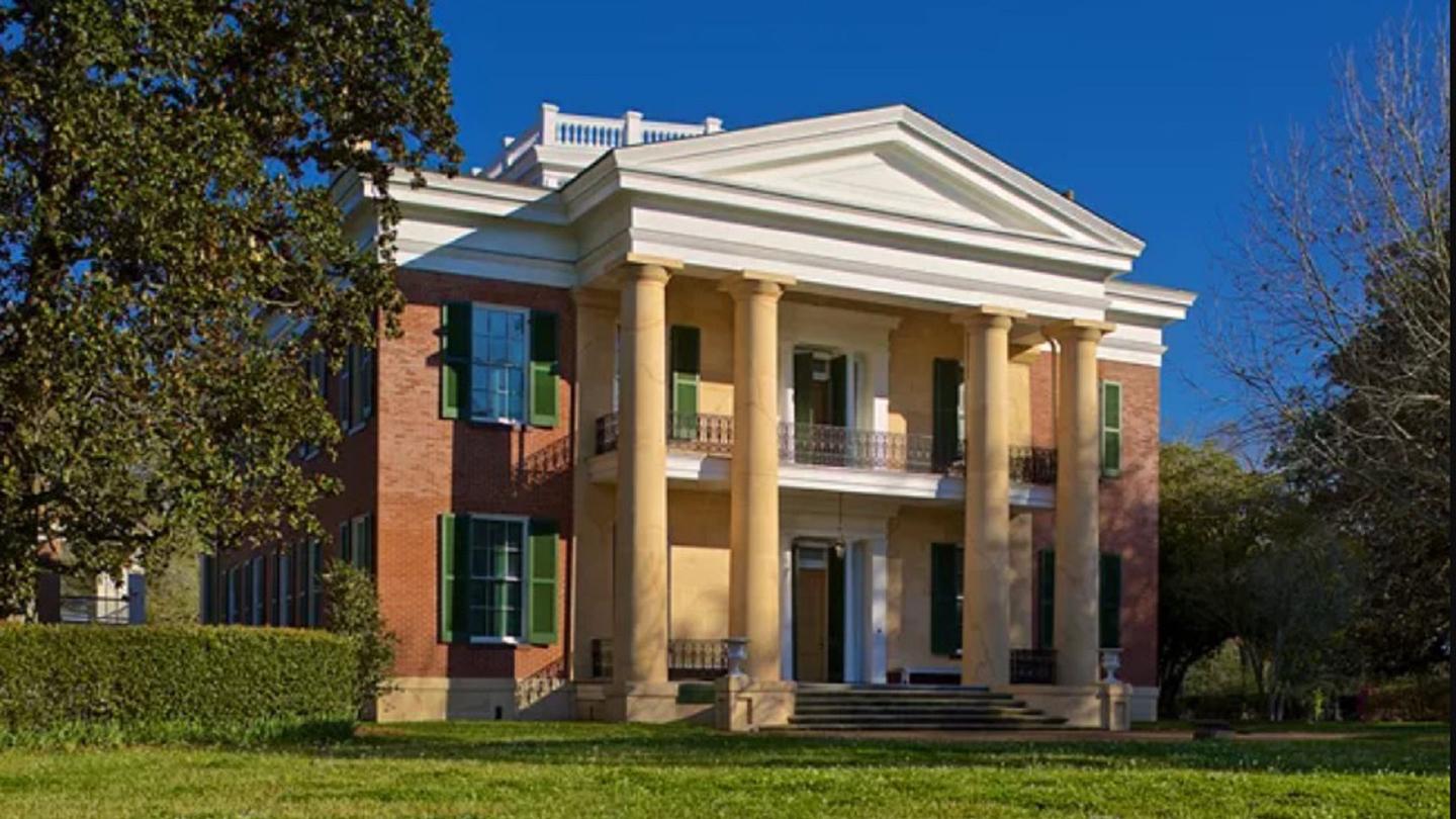 The Melrose estateMelrose mansion