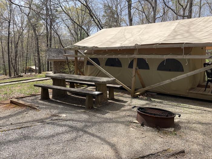 Glamping Tent #74 - picnic table & fire pit 