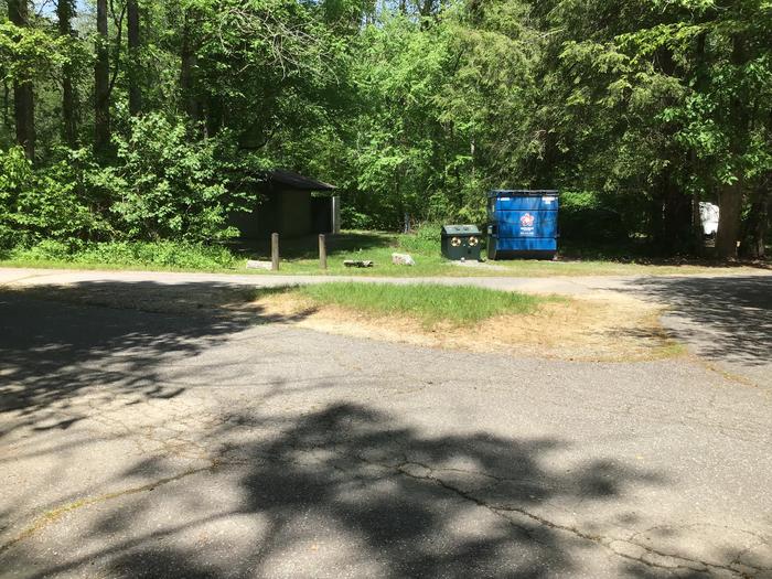 DAVIDSON RIVER CAMPGROUND, Site 104, Poplar Loop. Located across the road from the bathhouse. Water spigot located in front of bathhouse. Wooded No generators allowed on this loop. 