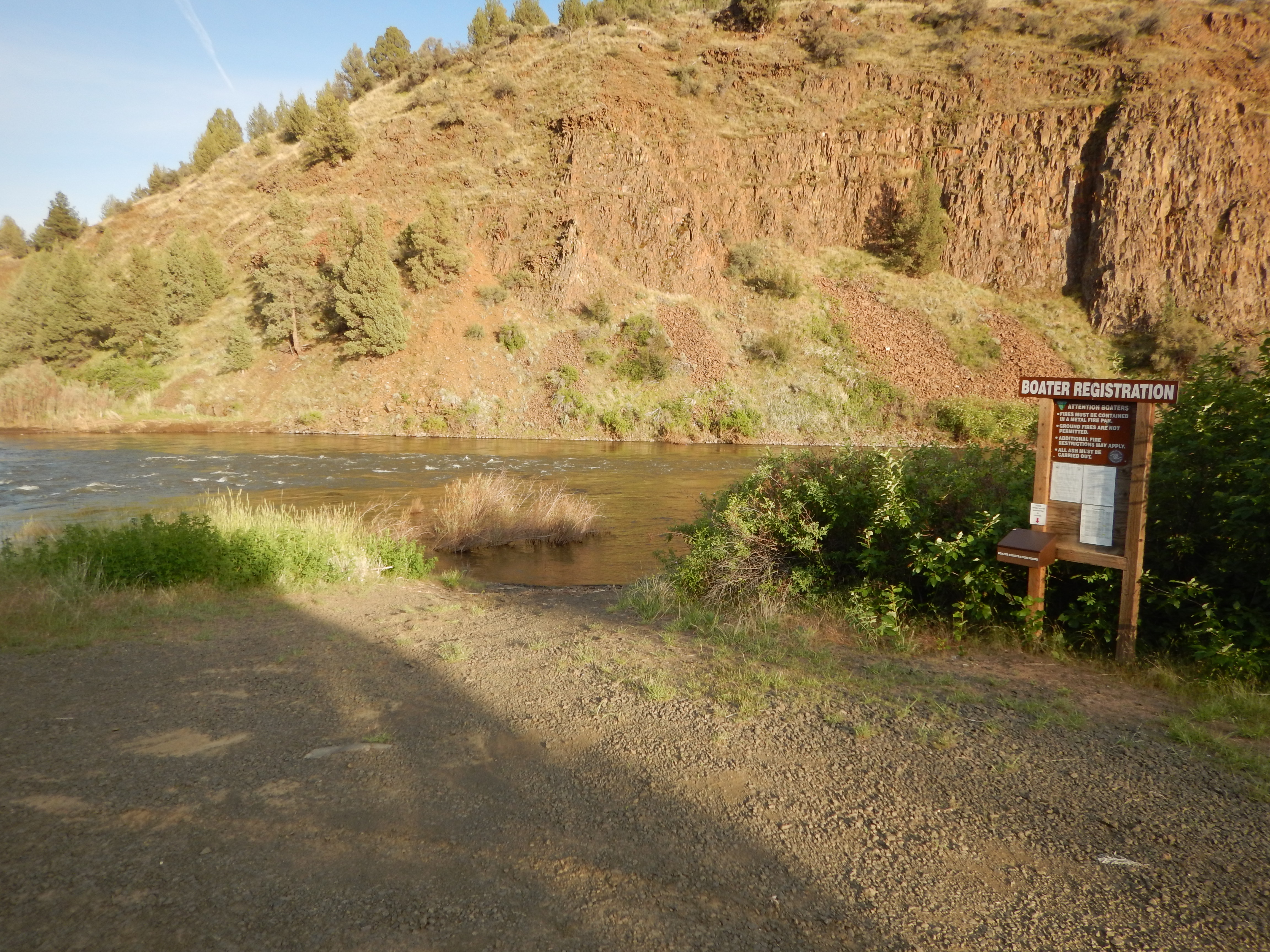 Primitive boat launch at Muleshoe Campground