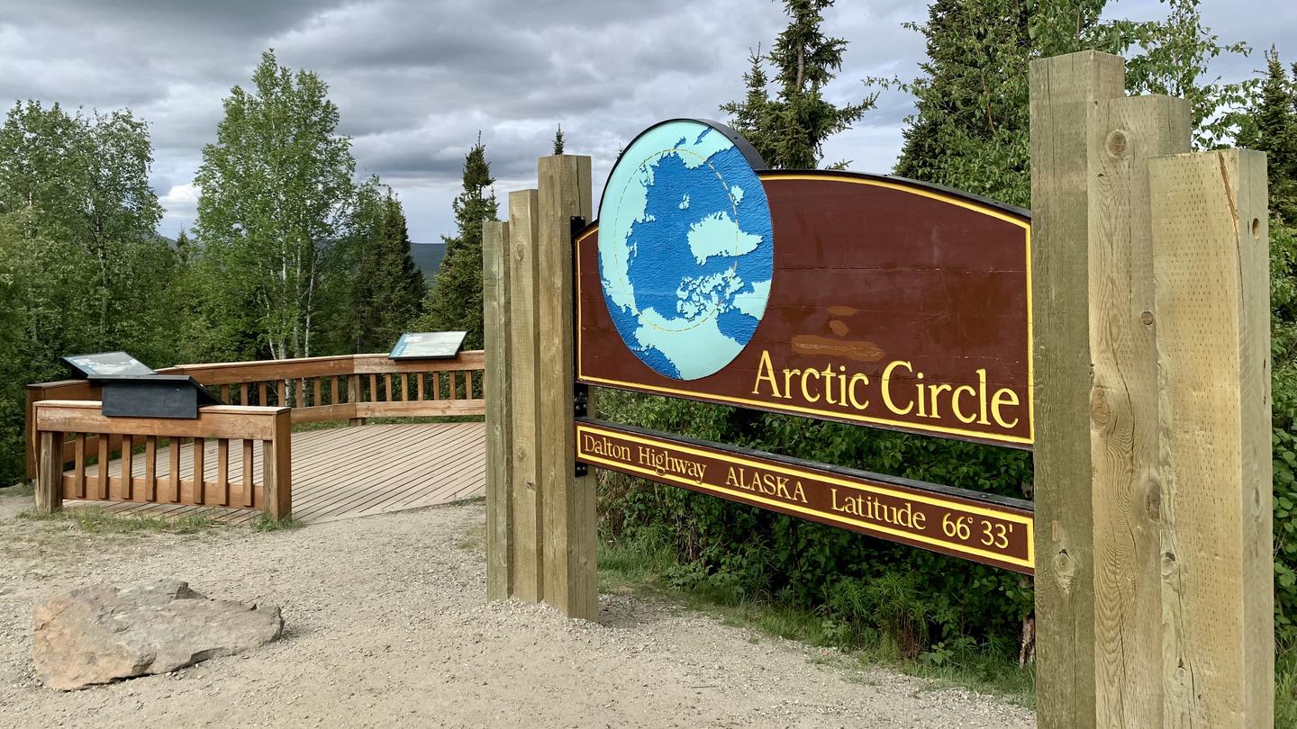 The Arctic Circle WaysideArctic Circle Wayside and sign is located approximately 1/2 away from the Arctic Circle Campground