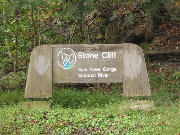 Stone Cliff Campground SignStone Cliff Campground offers multiple walk-in campsites for tent camping visitors.