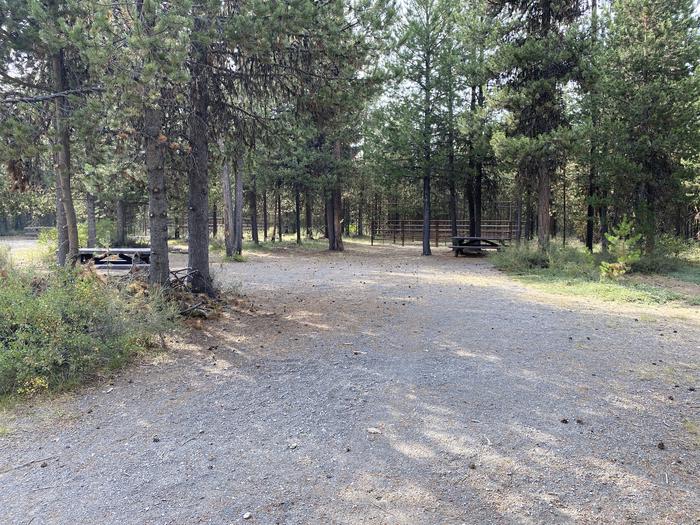 A photo of Site 009 - 4 Horse of Loop Loop 1 at CULTUS CORRAL HORSE CAMP parking spur 