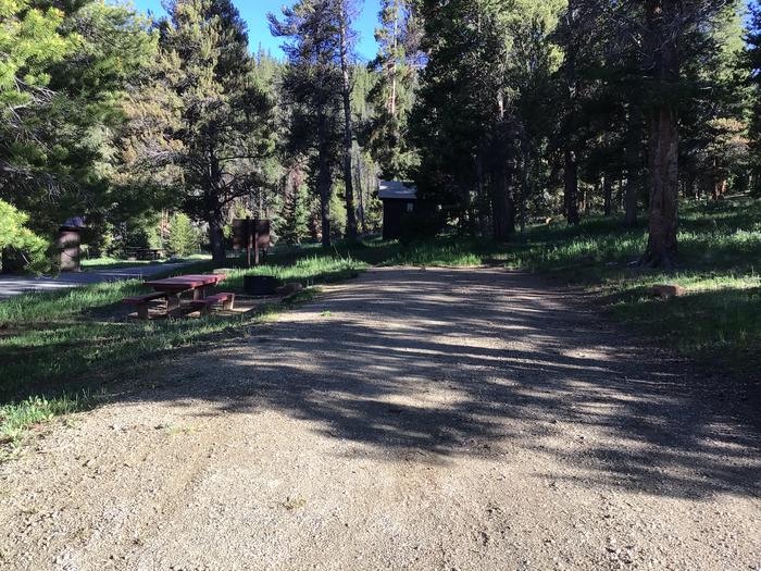 A photo of Site 004 of Loop LAKE at Lakeview Gunnison with Picnic Table, Fire Pit