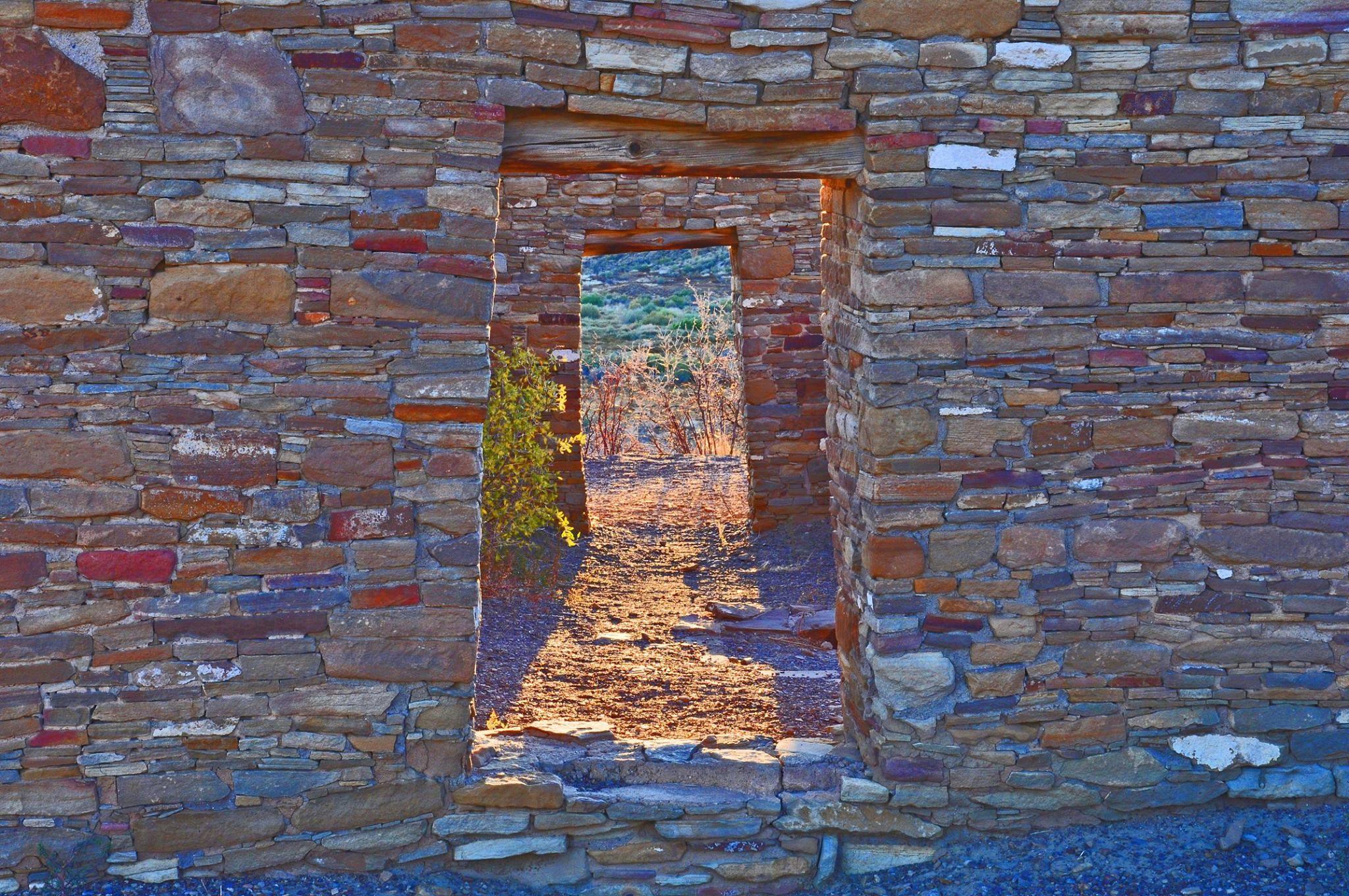 Sandstone Walls
