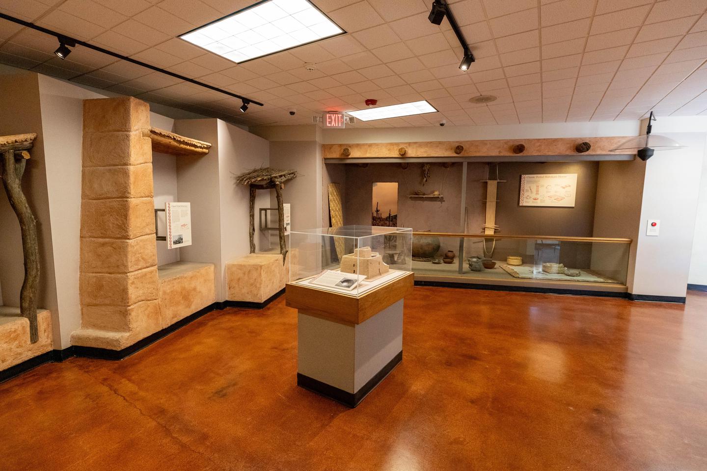 Exhibit at Casa Grande Visitor CenterThe visitor center has exhibits about the history of Casa Grande.