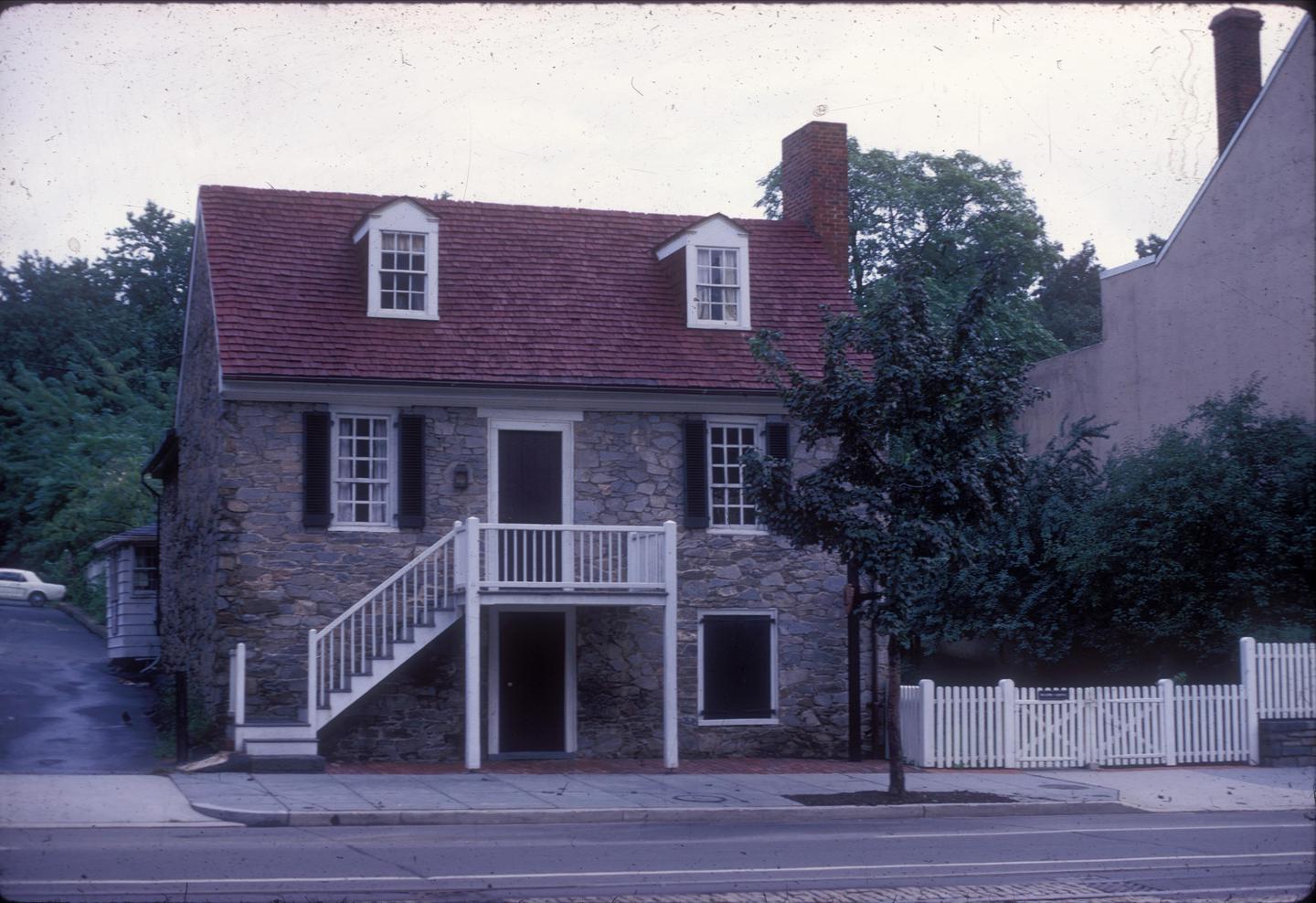 Old Stone HouseThe Old Stone House is the Oldest original home in the District of Columbia