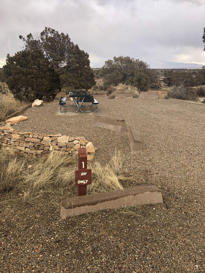 Hovenweep Campsite 1 picnic table