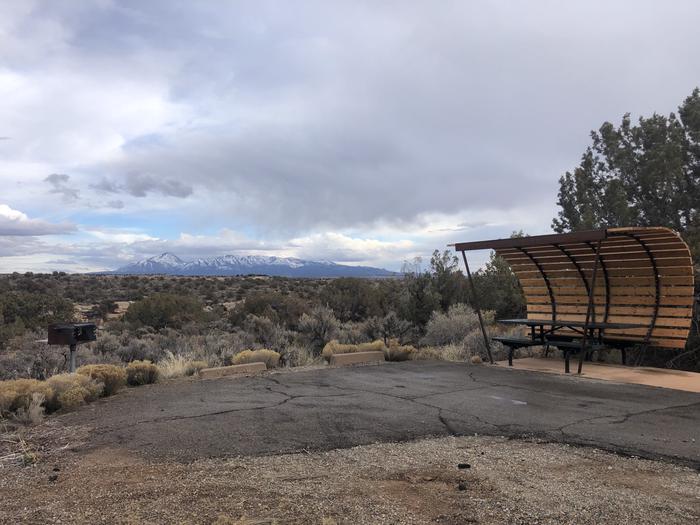 Picnic table and grill at Site 30