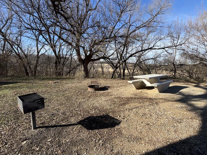 A photo of Site 008 of Loop RIVE at RIVERSIDE (KS) with Picnic Table, Fire Pit, Shade