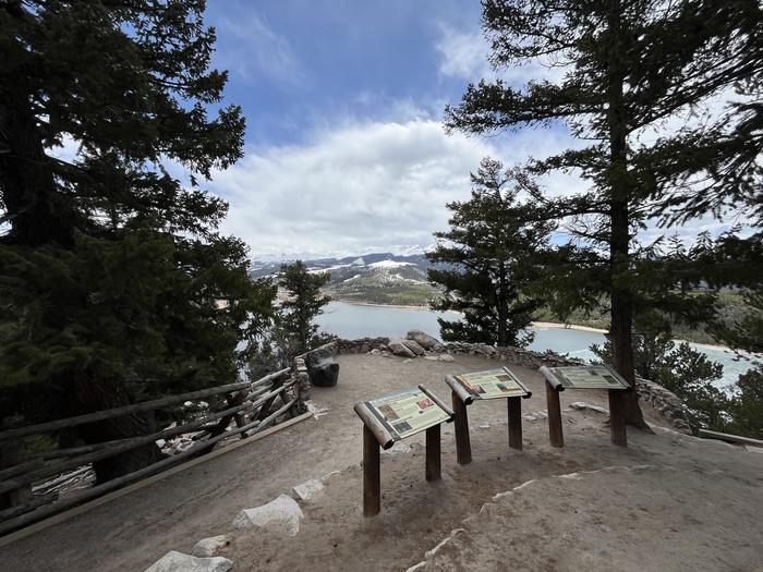 Preview photo of Sapphire Point Overlook
