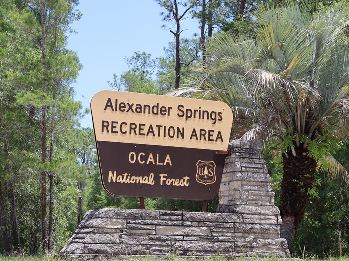 Alexander Springs signAlexander Springs sign. 