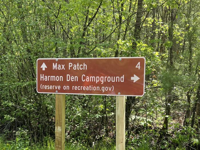 road sign Harmon Den is located in close proximity to Max Patch 