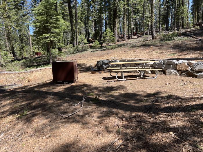 Site 522 tent area.