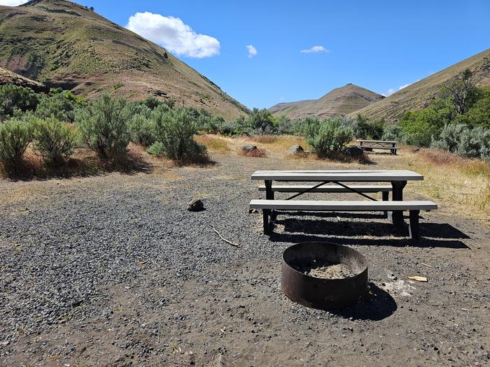 Walk-in campsites 1 & 2 at Devil's Canyon CampgroundView of walk-in campsites 1 & 2 at Devil's Canyon Campground.