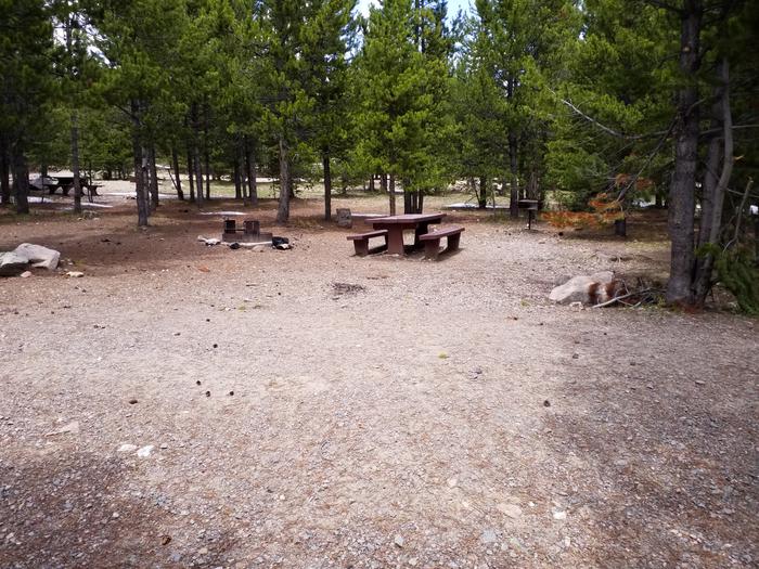 Rob Roy CG site 64 living area and tent space