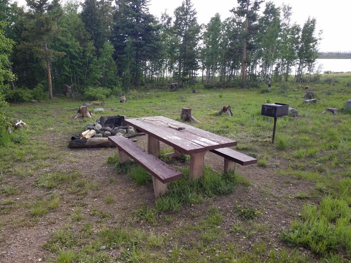 Lake Owen CG site 11 living area