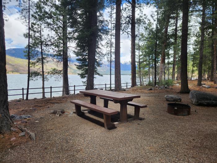 Preview photo of Pine Point (Vallecito Reservoir, CO)