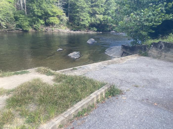 Preview photo of Toccoa River Sandy Bottoms Day Use