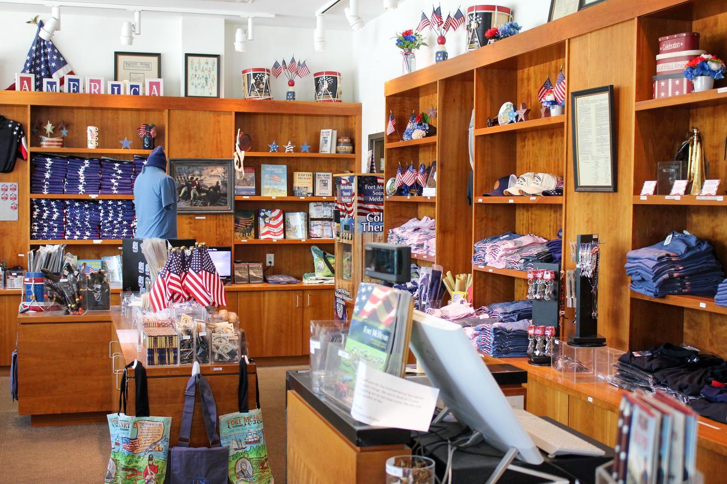 FOMC Gift ShopThe Fort McHenry gift shop offers books, souvenirs, postcards, flags, apparel, and gifts to remember your visit.