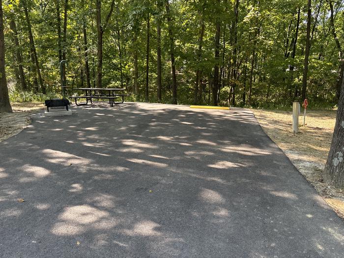 A photo of Site 037 of Loop ALEG at COON CREEK (IL) with Tent Pad, Full Hookup