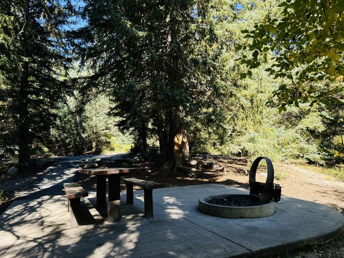 A photo of Site 055 of Loop SPIKE CAMP. Area B at GRANITE FLAT (UTAH)  with Picnic Table