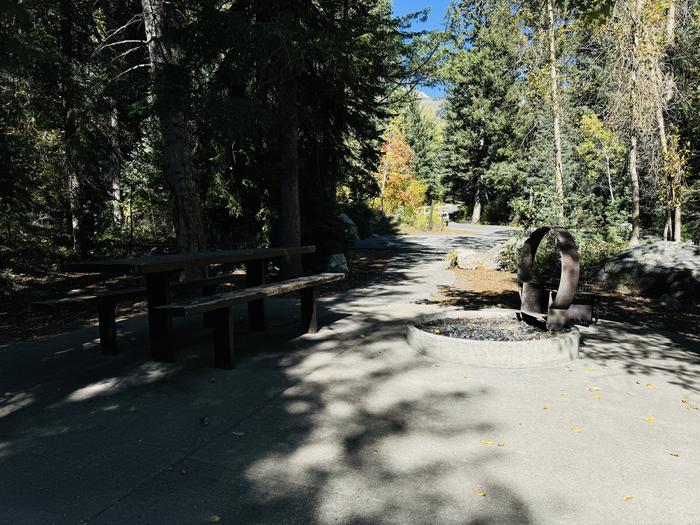 A photo of Site 059 of Loop SPIKE CAMP. Area B at GRANITE FLAT (UTAH)  with Picnic Table