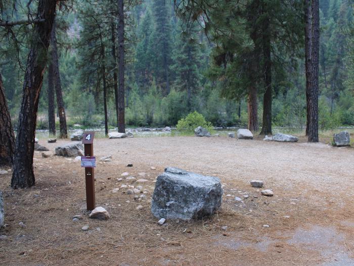 Site 4 post and trailer padSite 4, Mountain View Campground, Boise National Forest 