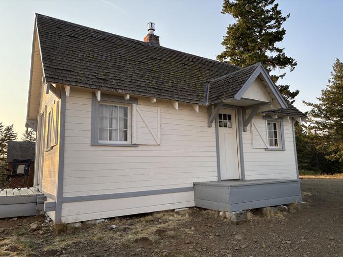 Wenatchee Guard StationFront of Wenatchee Guard Station. Cabin was updated in 2023.