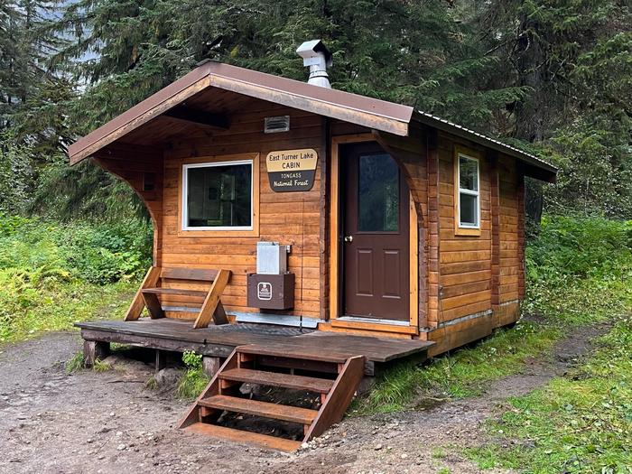 Preview photo of Turner Lake East Cabin