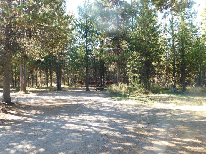 A photo of Site 009 - 4 Horse of Loop Loop 1 at CULTUS CORRAL HORSE CAMP parking spur 