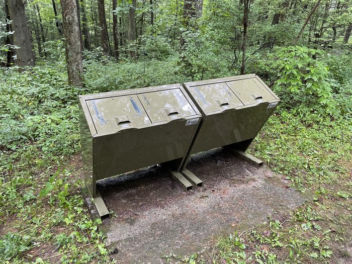 Wildlife Proof Trash Canstrash cans