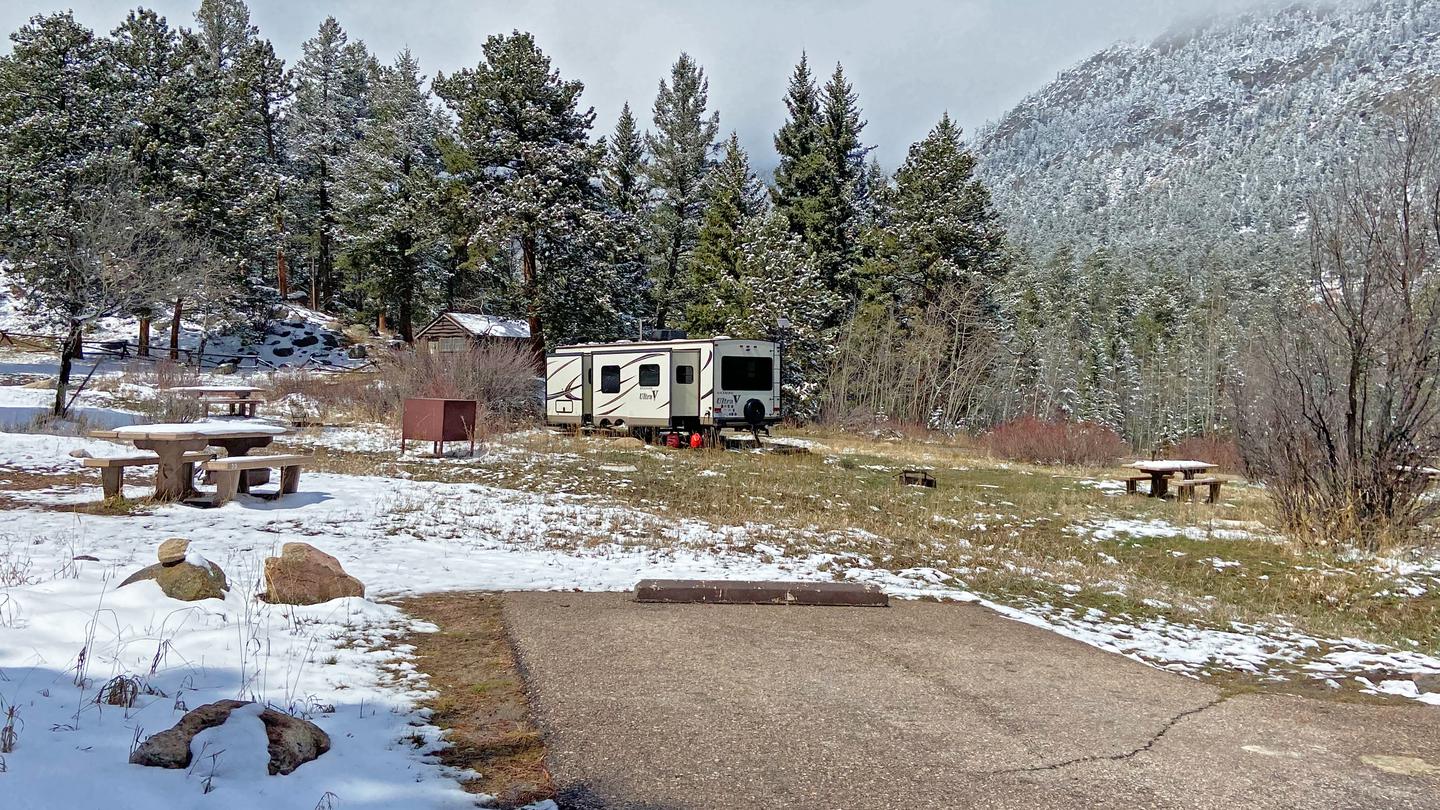 Camping in Aspenglen Campground with snow