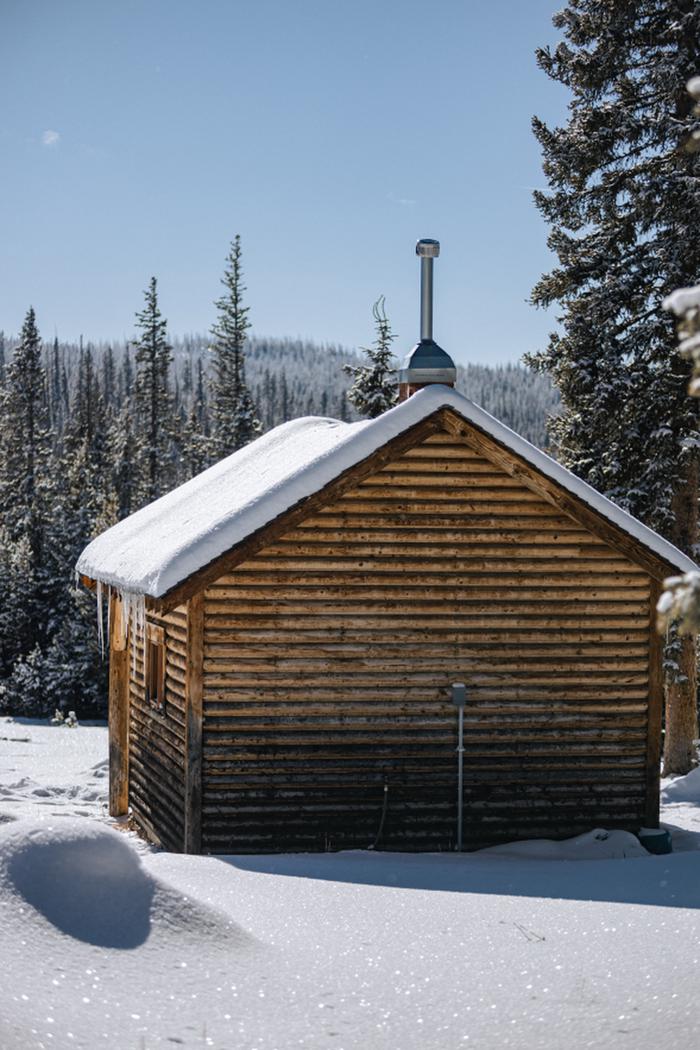 SnowSnow S. Cabin