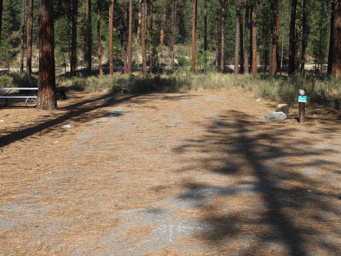 Site 8 trailer pad and site post