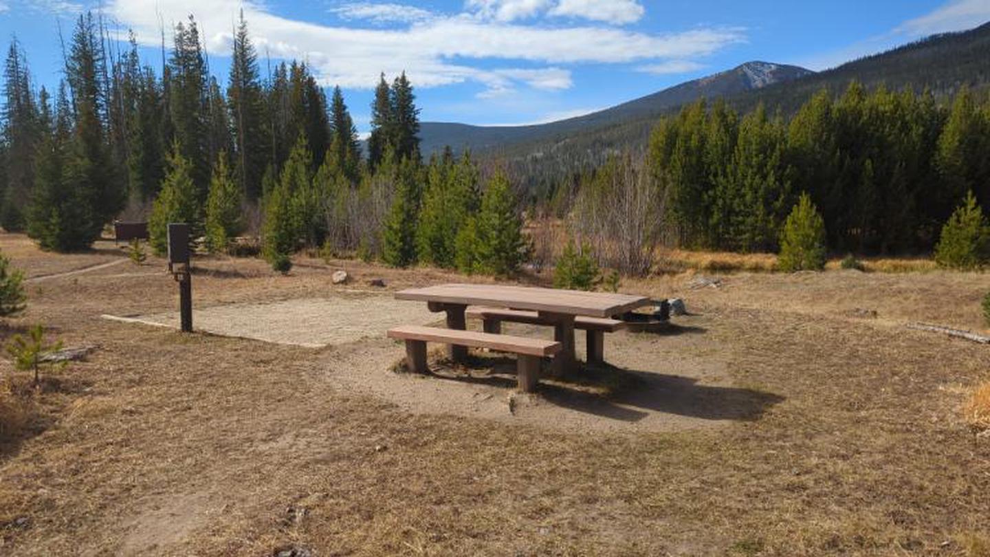 88DA photo of Site 88 of Loop D at Rocky Mountain National Park Timber Creek Campground