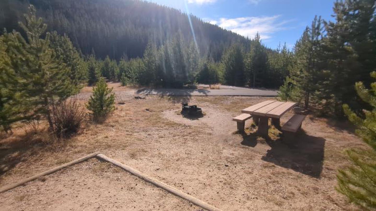 C66A photo of Site 66 of Loop C at Rocky Mountain National Park Timber Creek Campground