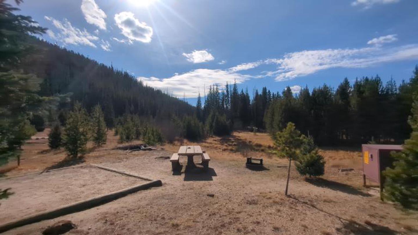 A photo of Site 86 of Loop D at Rocky Mountain National Park Timber Creek Campground