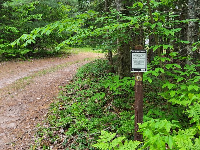 CROOKED LAKE CAMPSITE entrance  CROOKED LAKE CAMPSITE entrance 