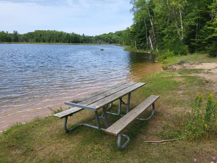 COUNCIL LAKE CAMPSITE day use area COUNCIL LAKE CAMPSITE day use area