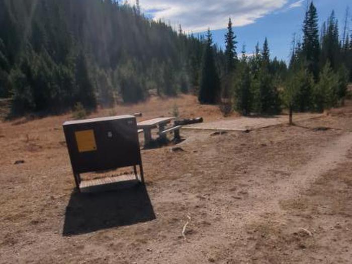 A photo of Site 91 of Loop D at Rocky Mountain National Park Timber Creek Campground