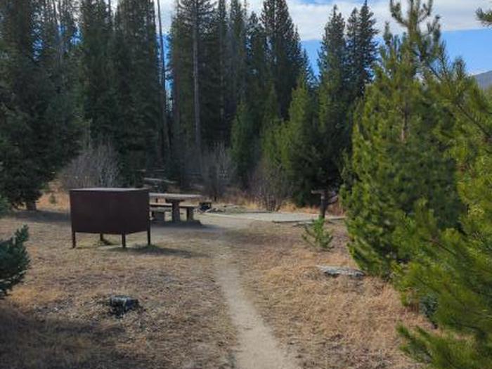 A photo of Site 89 of Loop D at Rocky Mountain National Park Timber Creek Campground