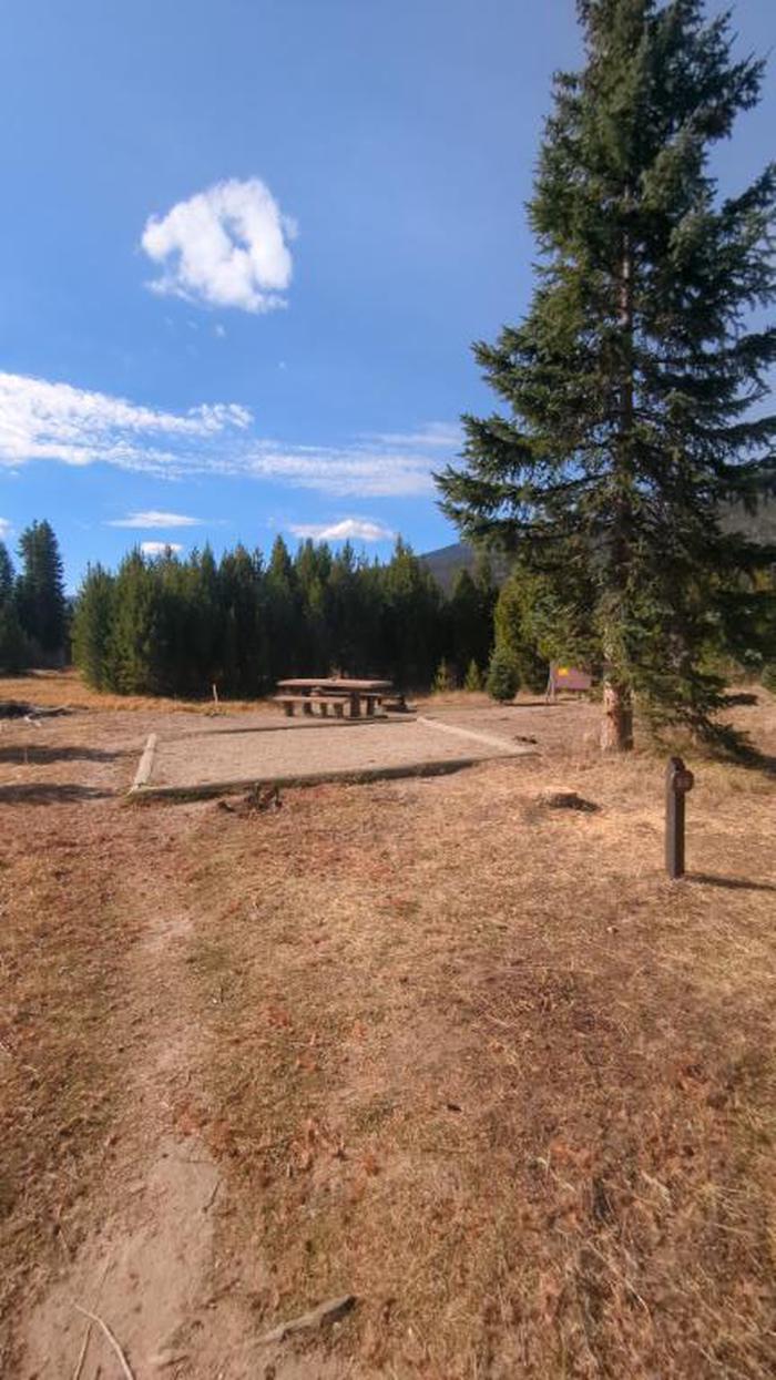 D86A photo of Site 86 of Loop D at Rocky Mountain National Park Timber Creek Campground