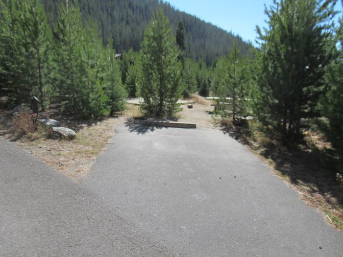 43TCCGA photo of Site 43 of Loop B at Rocky Mountain National Park Timber Creek Campground