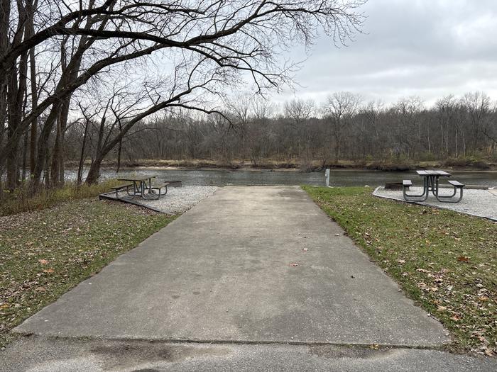 A photo of Site E19 of Loop TAILWATER EAST CAMPGROUND at TAILWATER EAST CAMPGROUND November 2024