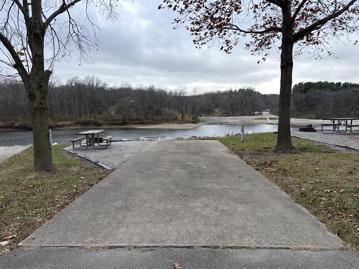 A photo of Site E17 of Loop TAILWATER EAST CAMPGROUND at TAILWATER EAST CAMPGROUND November 2024