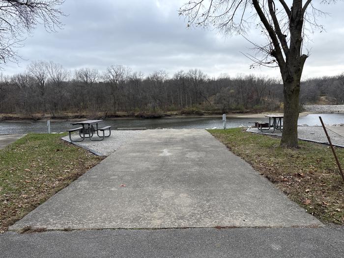 A photo of Site E18 of Loop TAILWATER EAST CAMPGROUND at TAILWATER EAST CAMPGROUND November 2024