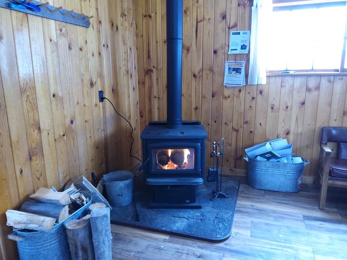 CAPE HORN WINTER RENTAL 3Main Room with Woodstove.